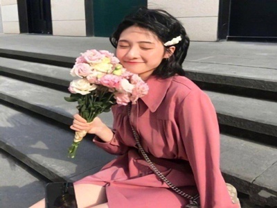 国产裸体美女视频全黄,网络色情泛滥，青少年保护刻不容缓